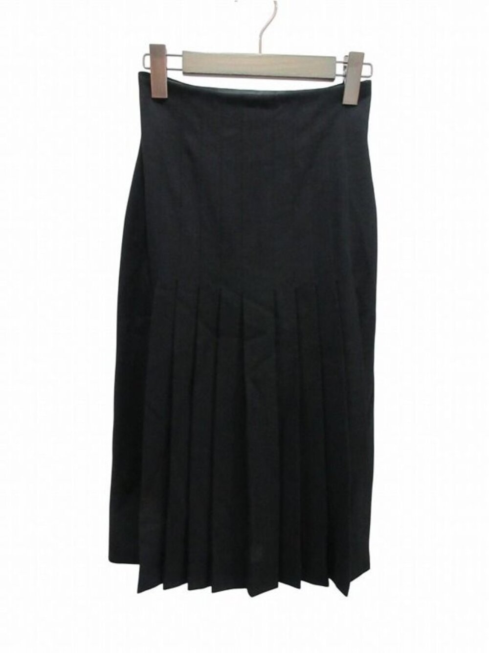 Chanel Long Skirt Black Wool Pleats 34